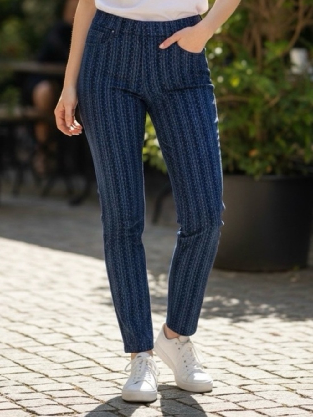 Lisette L Navy and Gold Metallic Pants